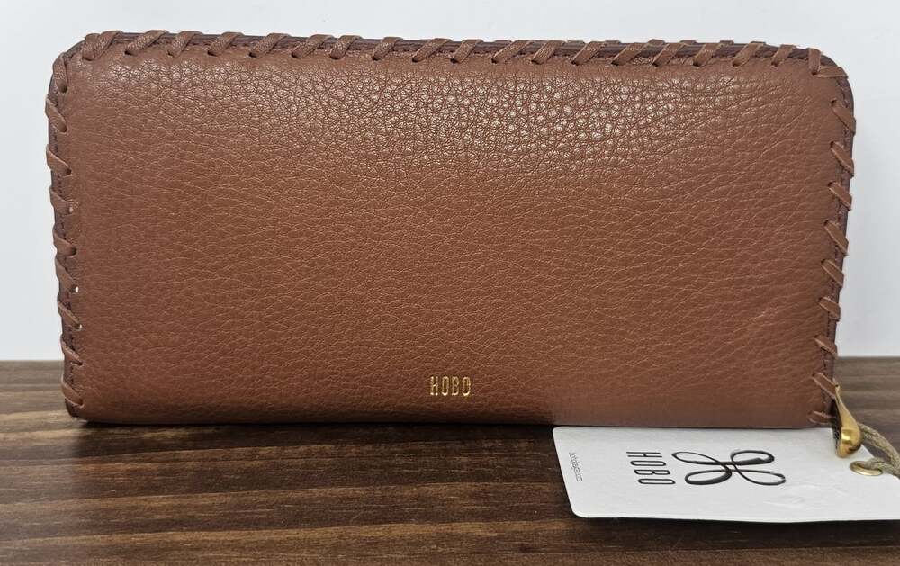 HOBO Int Wynn Toffee Brown Wallet Whipstitch Trim Zip Around Soft NWT Organizer